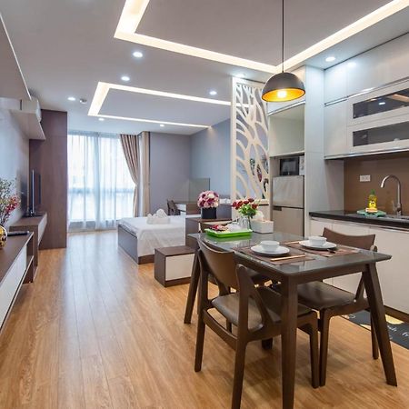 هانوي 22Housing Hotel & Residence 81 Linh Lang المظهر الخارجي الصورة