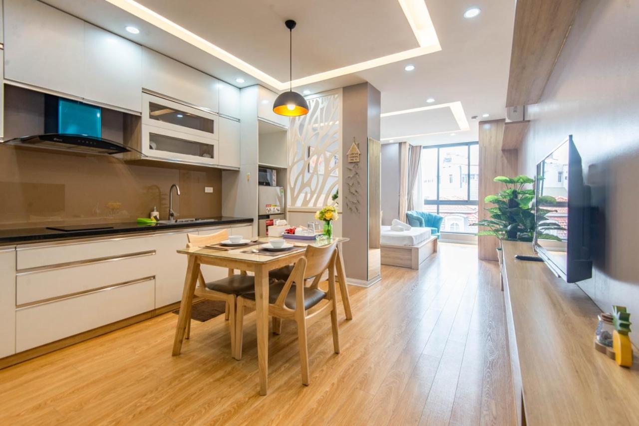 هانوي 22Housing Hotel & Residence 81 Linh Lang المظهر الخارجي الصورة
