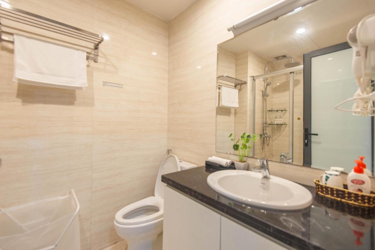 هانوي 22Housing Hotel & Residence 81 Linh Lang المظهر الخارجي الصورة