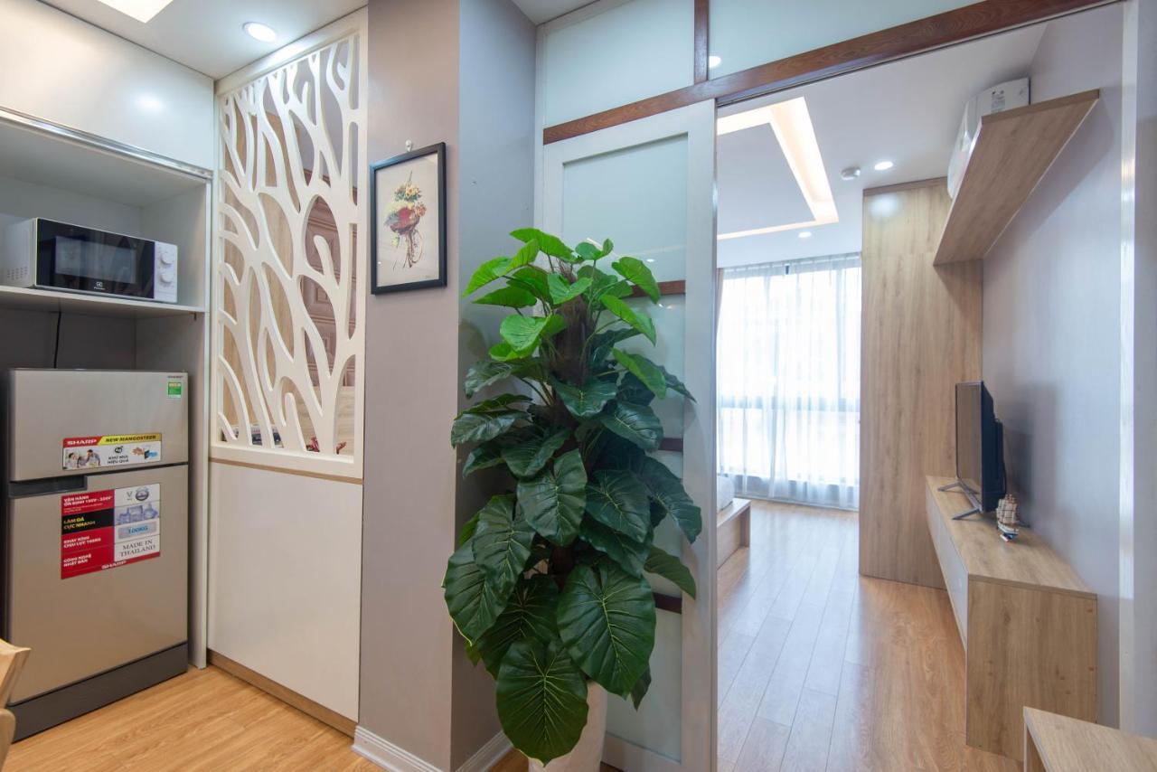 هانوي 22Housing Hotel & Residence 81 Linh Lang المظهر الخارجي الصورة