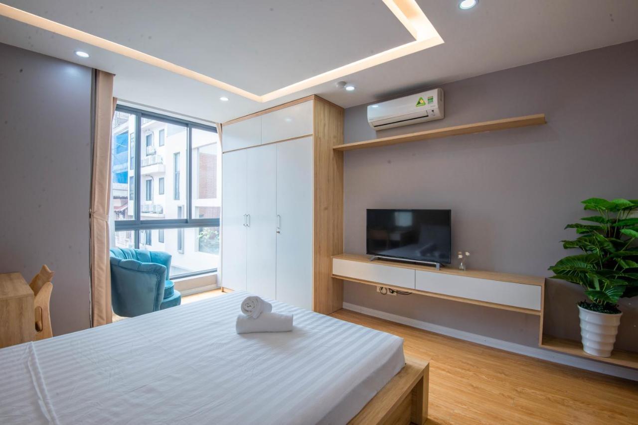 هانوي 22Housing Hotel & Residence 81 Linh Lang المظهر الخارجي الصورة